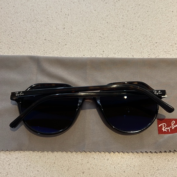 Ray-Ban Thalia Sunglasses - tortoiseshell - Picture 5 of 7